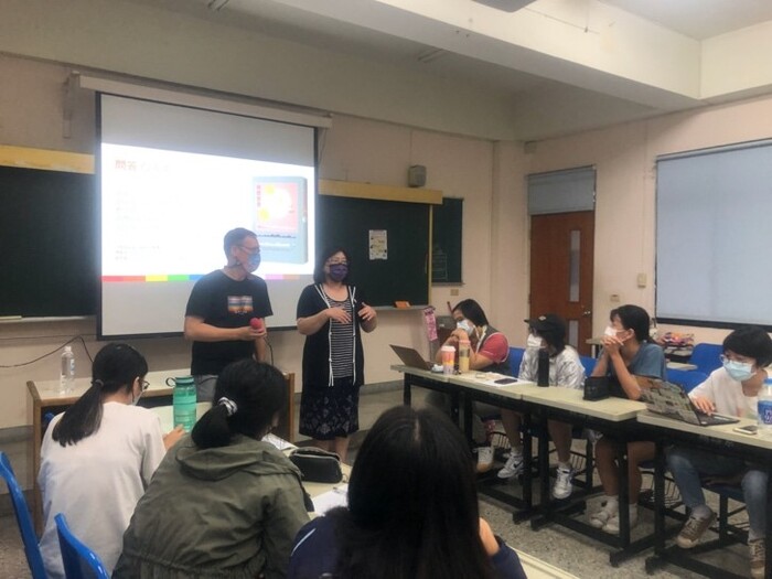 陳子良老師講述台灣同志家庭處境與樣貌圖片